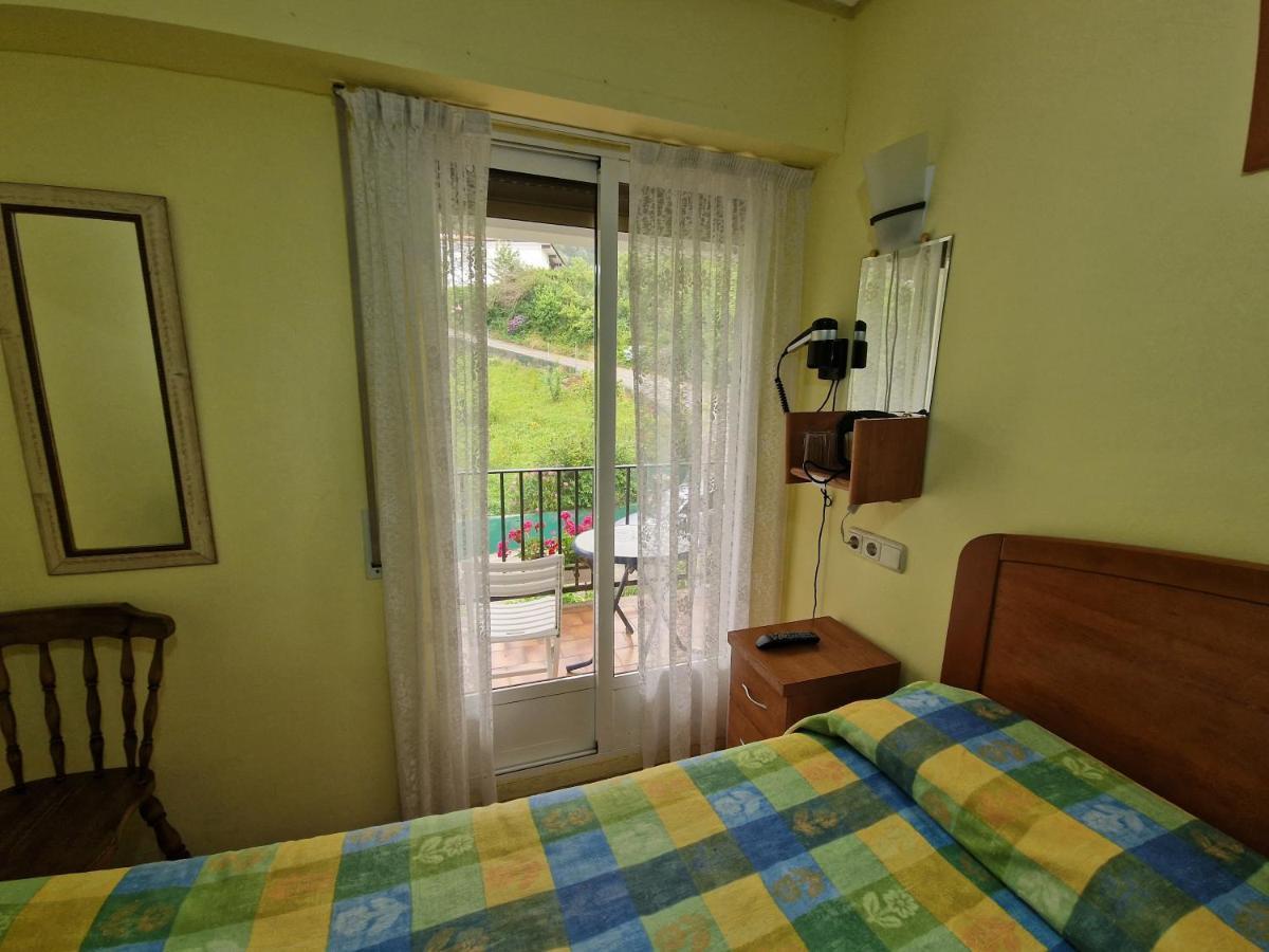 Pension Tximistarri Сан-Себастьян Экстерьер фото