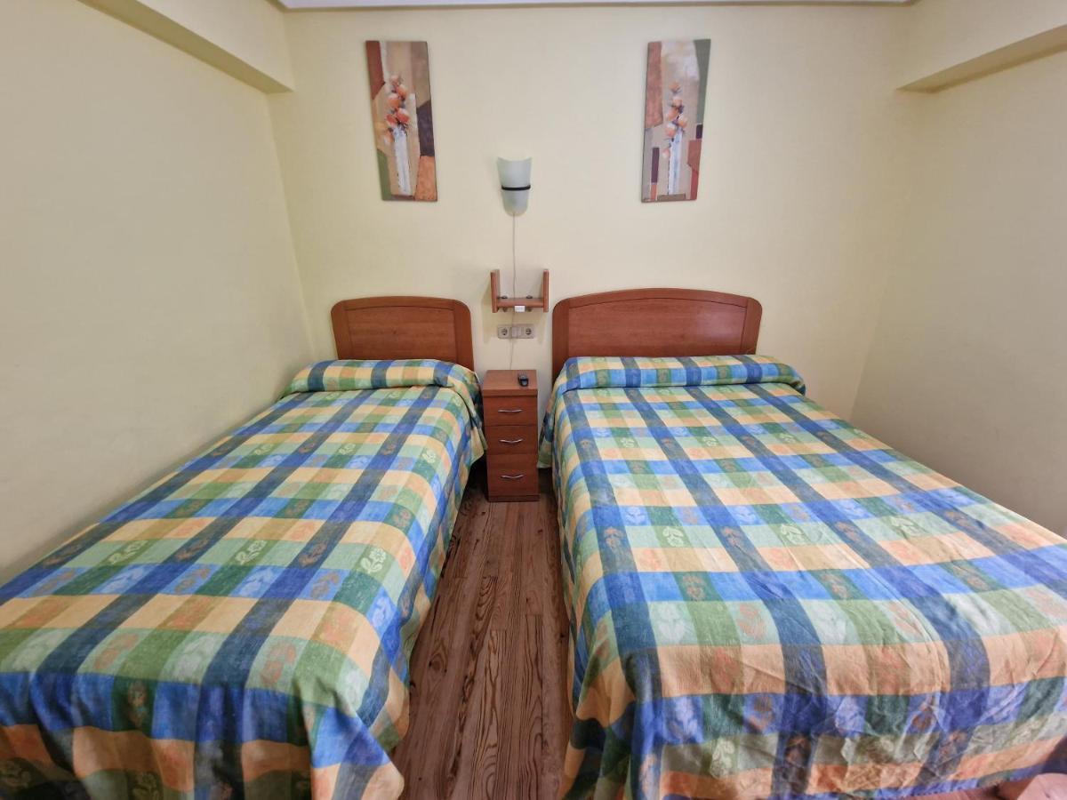 Pension Tximistarri Сан-Себастьян Экстерьер фото